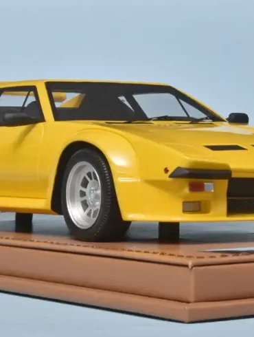 18Tecnomodel De Tomaso Pantera GT5 1982 1