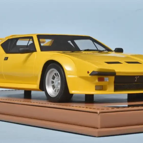 18Tecnomodel De Tomaso Pantera GT5 1982 1