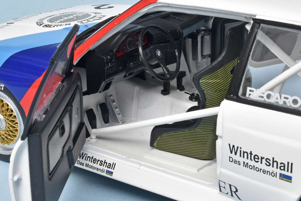 18Werk83 BMW M3 E30 DTM 1987 kampioen vd Poele 5