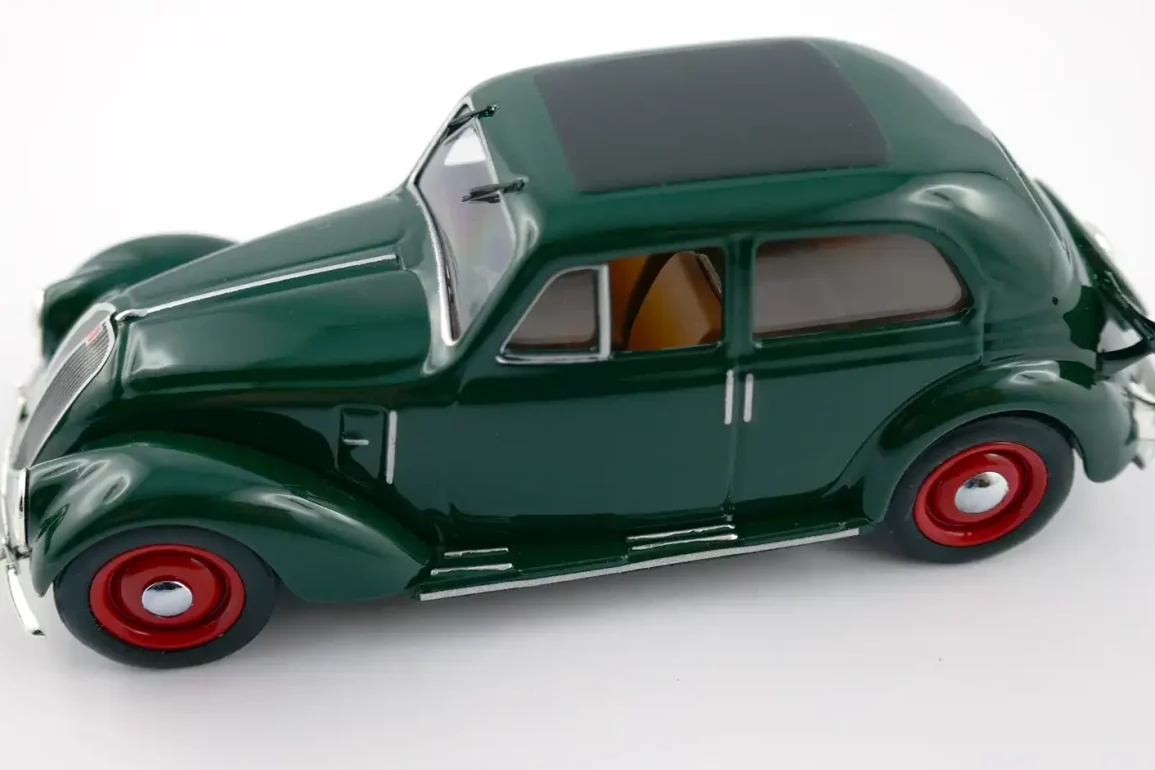 43RIO Fiat 1500 (01)