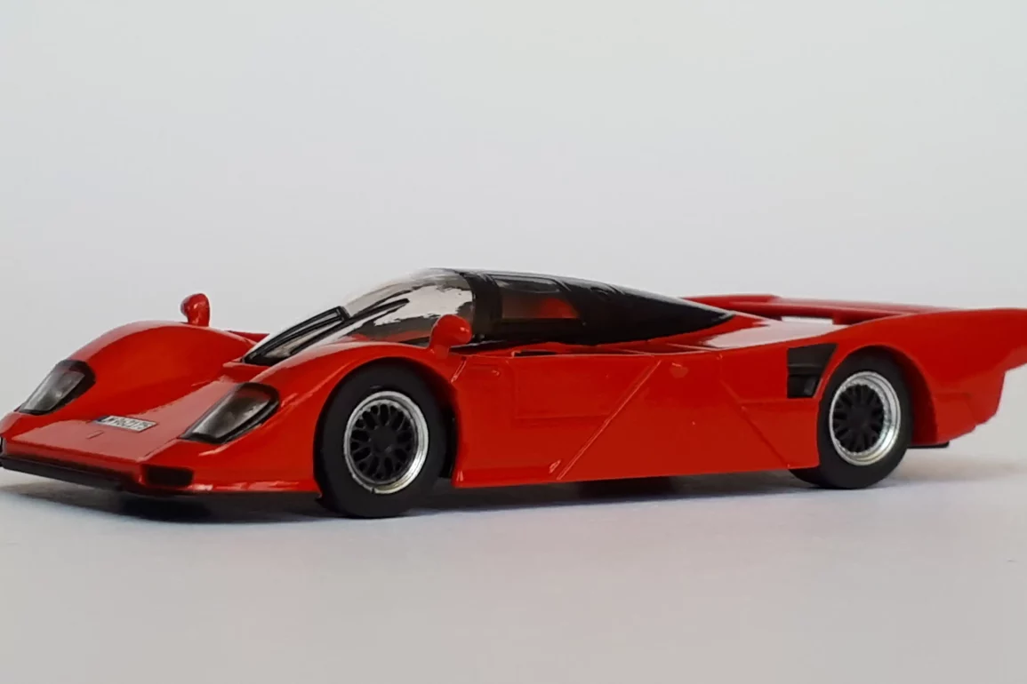 1;64 Sparky Dauer 962 Le Mans 1