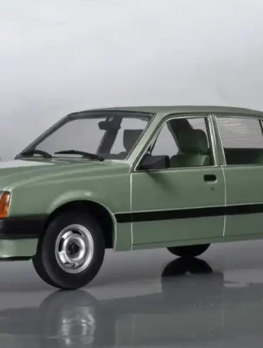 18MCG Opel Ascona C 1981 1