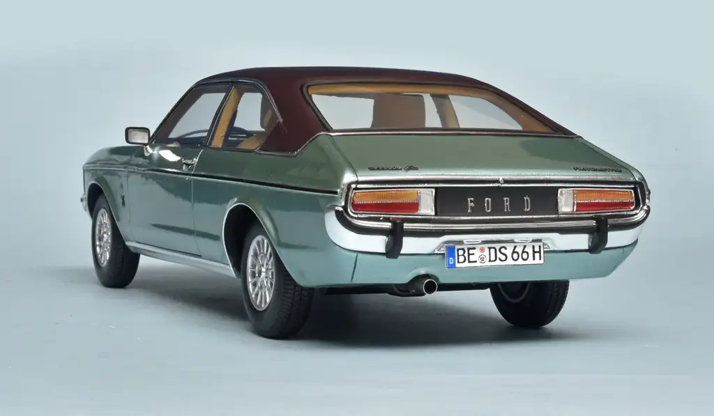 18schuco pro.r ford Granada coupe 1972 2