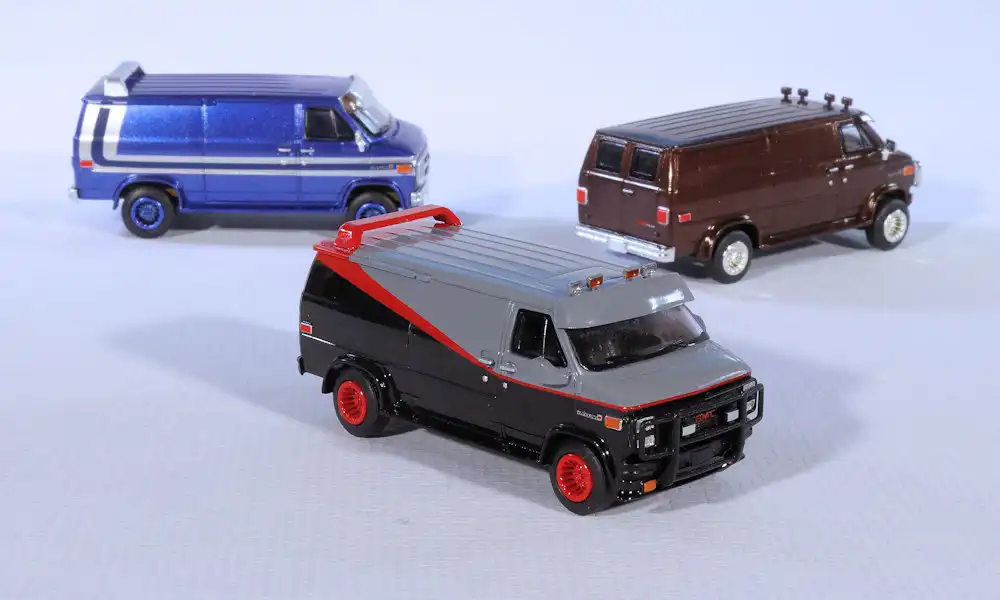 INT.Brekina 87.GMC Vandura(1)