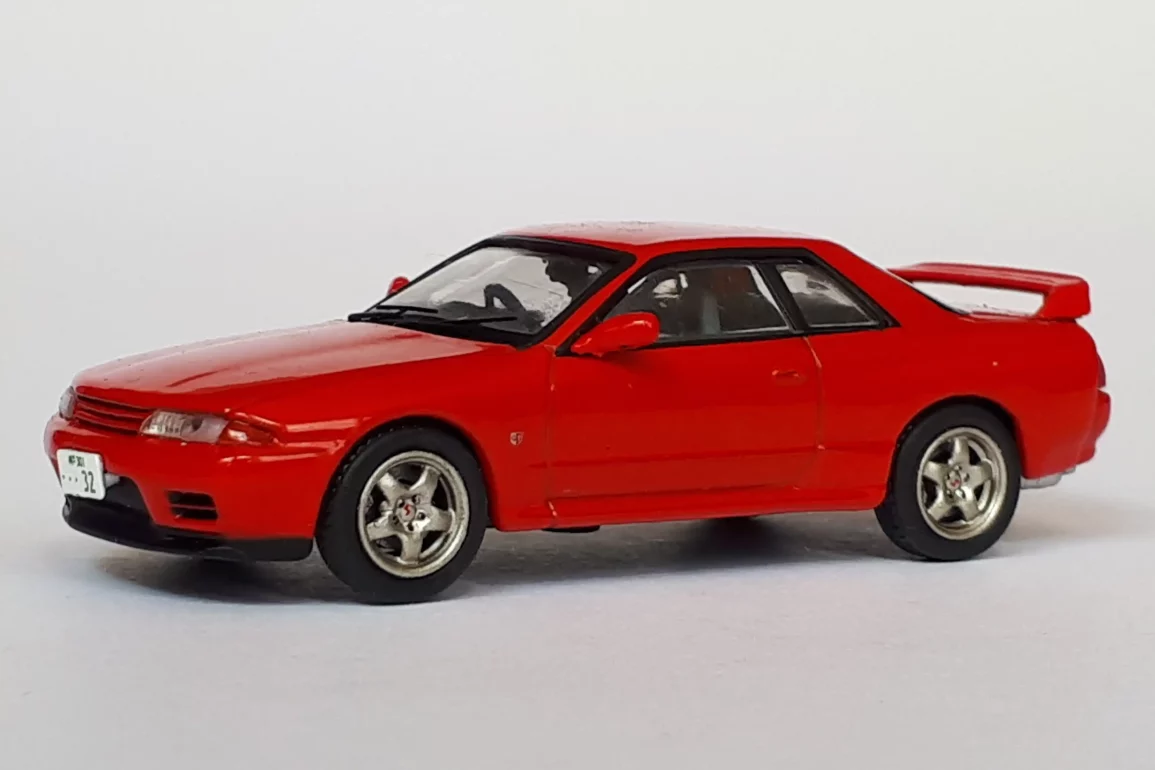 1;64 J Collection Nissan Skyline GT R 1