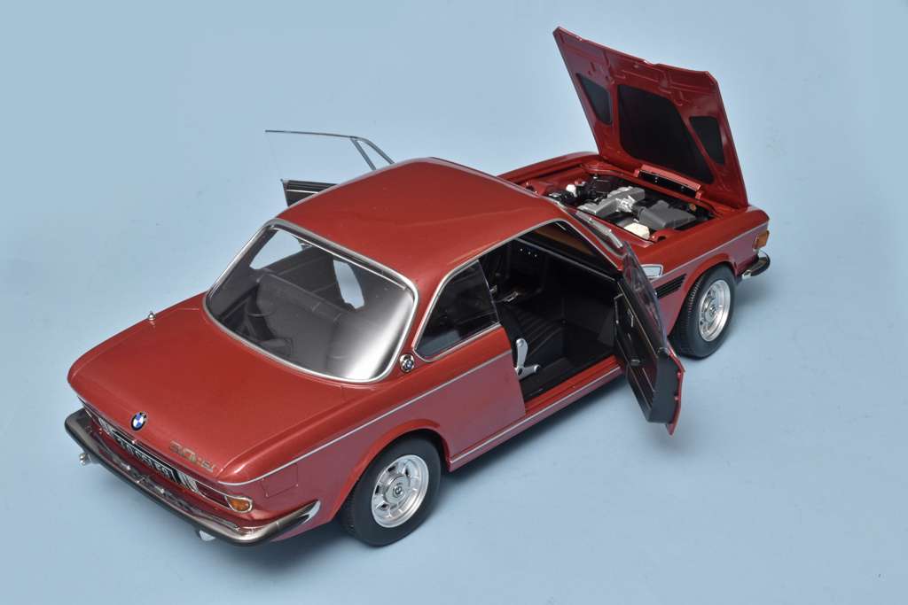 12KK Scale BMW 3.0 CSi E9 1971 4 12KK Scale BMW 3.0 CSi E9 1971 4