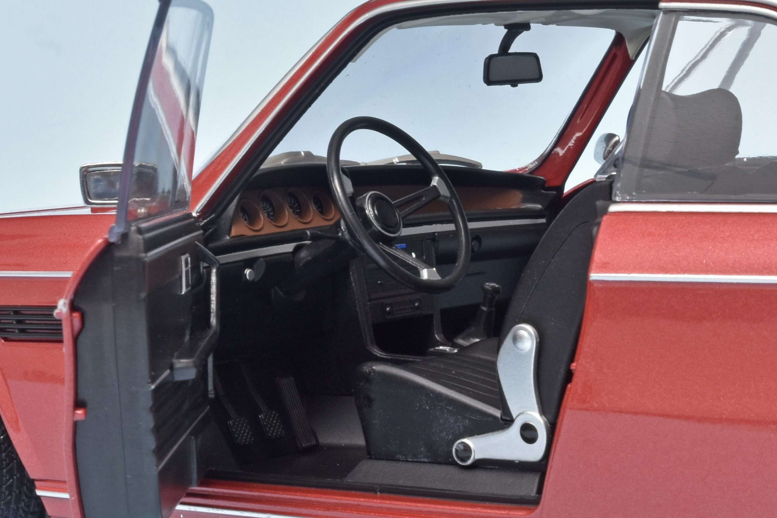 12KK Scale BMW 3.0 CSi E9 1971 5 12KK Scale BMW 3.0 CSi E9 1971 5