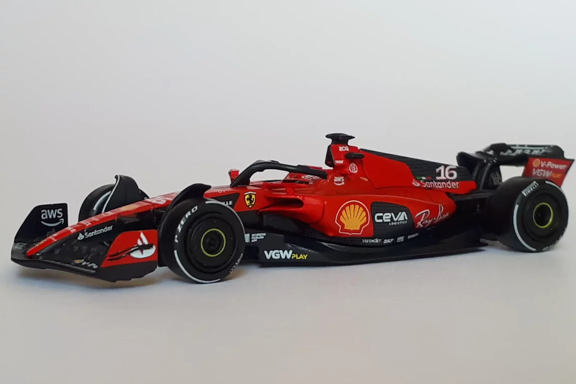 1;64 BBR Ferrari SF 23 1