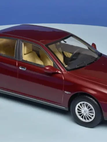 18Triple9 Alfa Romeo 166 1999 1