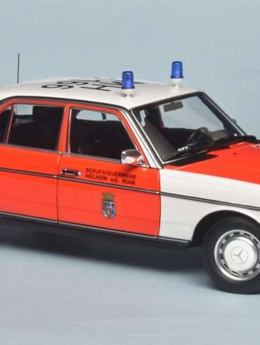 18norev MB MB 200 W123 1984 Notarzt 3