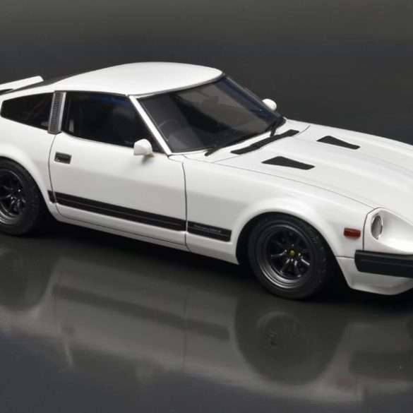 18IgnitionM Nissan Fairlady Z 1975 2