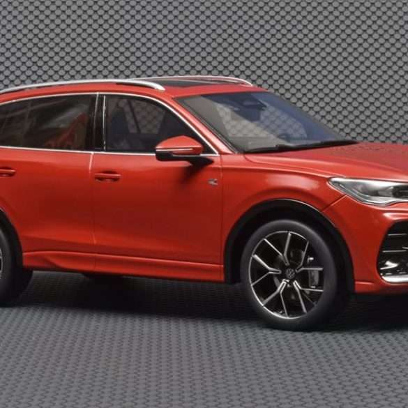 18OttOmobile VW Tiguan E TSI R line 2024 1