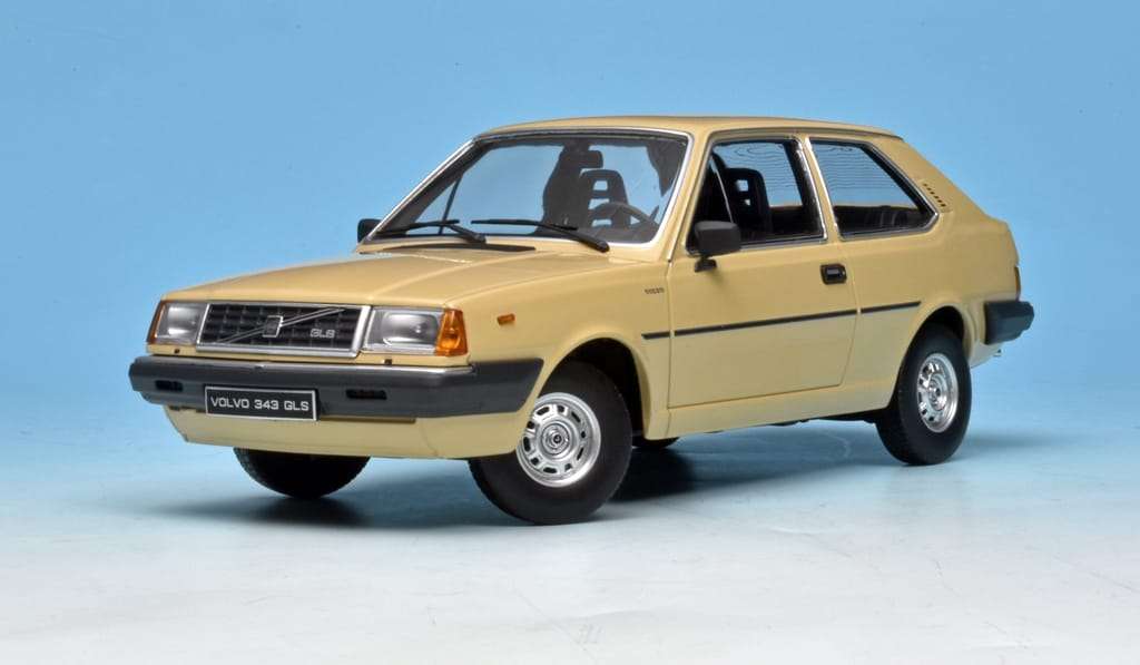 18Triple9 Volvo 343 GLS 1982 1 18Triple9 Volvo 343 GLS 1982 1