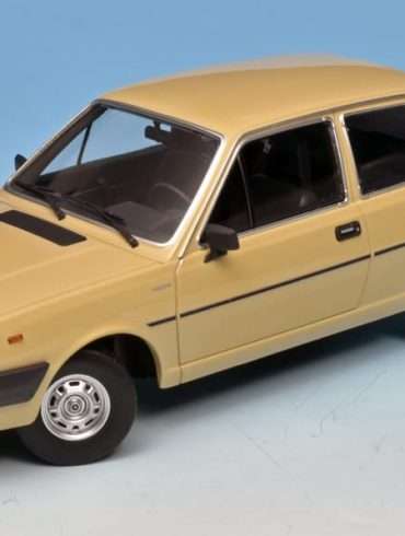 18Triple9 Volvo 343 GLS 1982 3