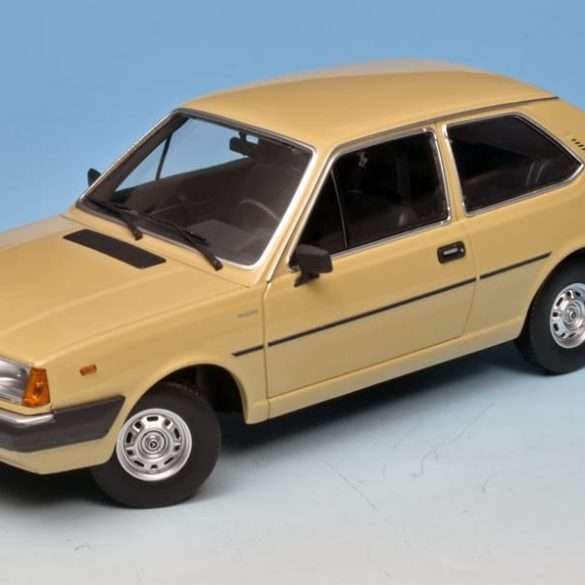 18Triple9 Volvo 343 GLS 1982 3