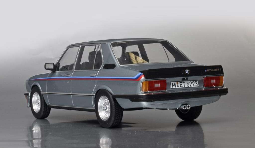 18minic BMW M535i 1980 2