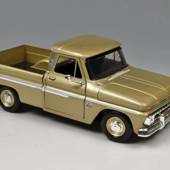 24MotorM Chevrolet C10 Fleetside pick up 1966 1