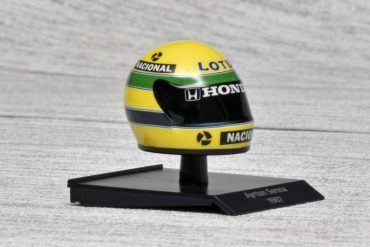 10minic Senna helm Lotus 1987 1