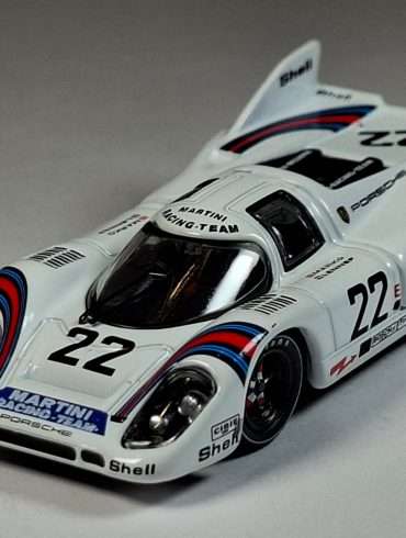 1;64 Curitiba64 Tarmac Woks Porsche 917KH 4