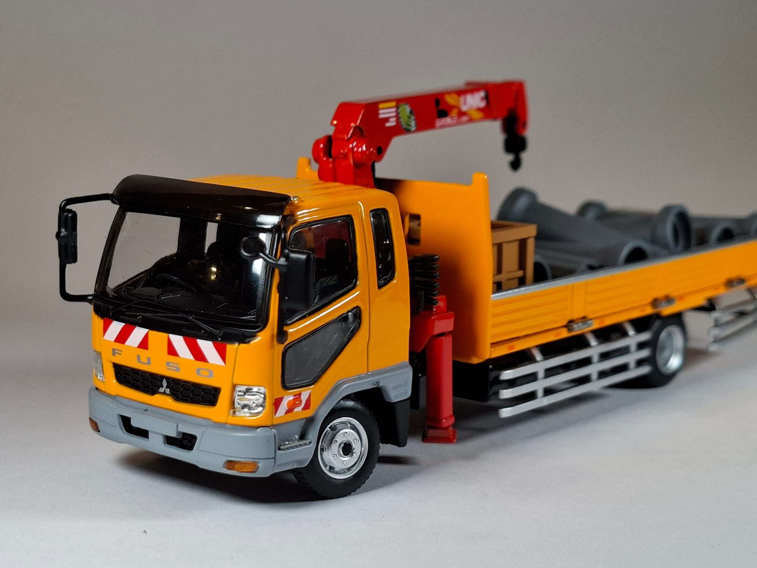 1;64 GCD Mitsubishi Fuso Fighter 3