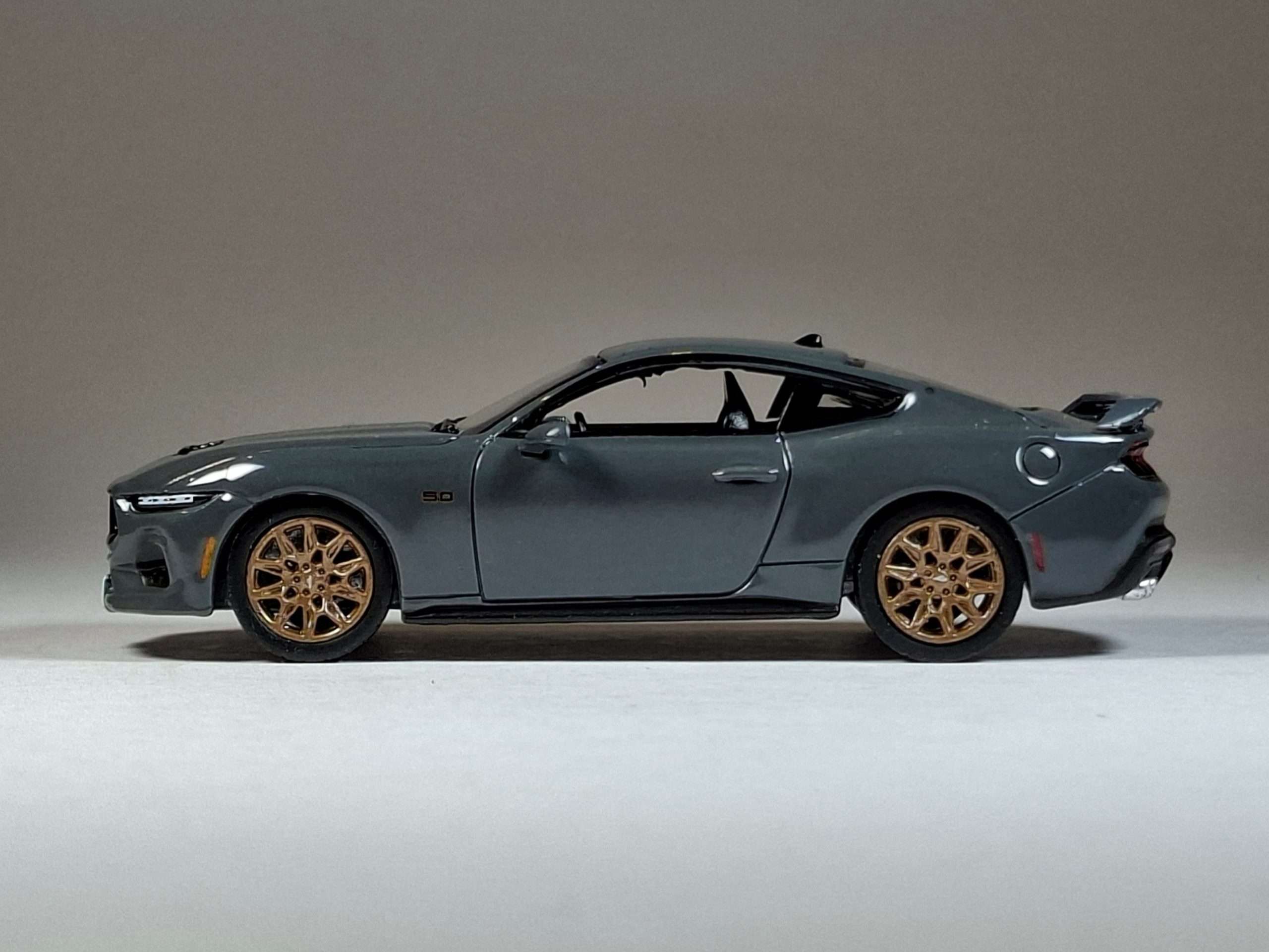 1;64 GreenLight Ford Mustang GT 3 1;64 GreenLight Ford Mustang GT 3