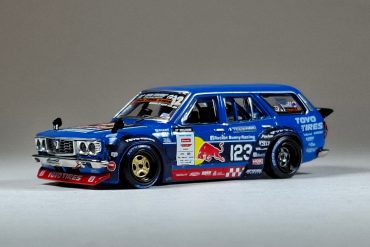 1;64 Inno64 Mazda RX 3 Station Wagon 1