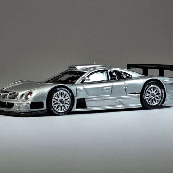 1;64 Pop Race Mercedes Benz CLK GTR 1