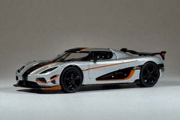 1;64 Tarmac Works Koenigsegg Agera RS 1