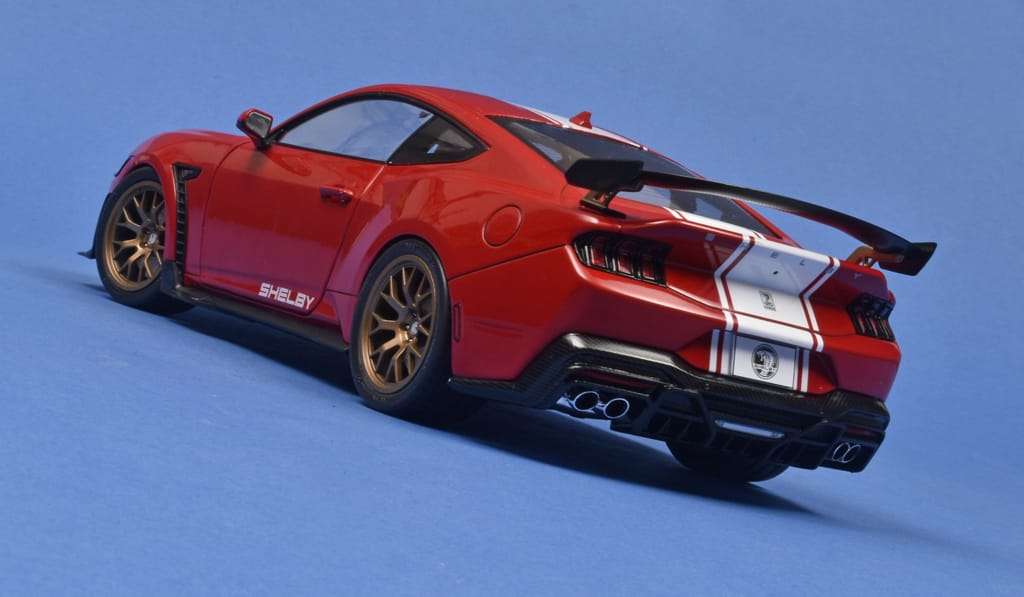 18solido Shelby Mustang Super Snake 2025 2