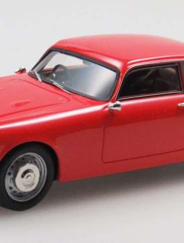 43Esval 1958 Peerless GT coupe red 1