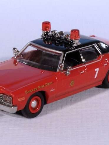INT.Brekina 87.Dodge Monaco Chicago Fire Dept(1)