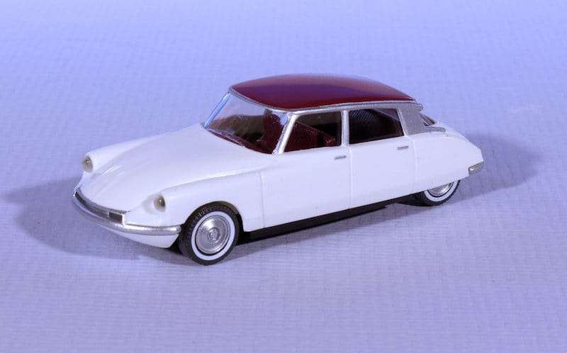 INT.Wiking 87.Citroën ID19(1)