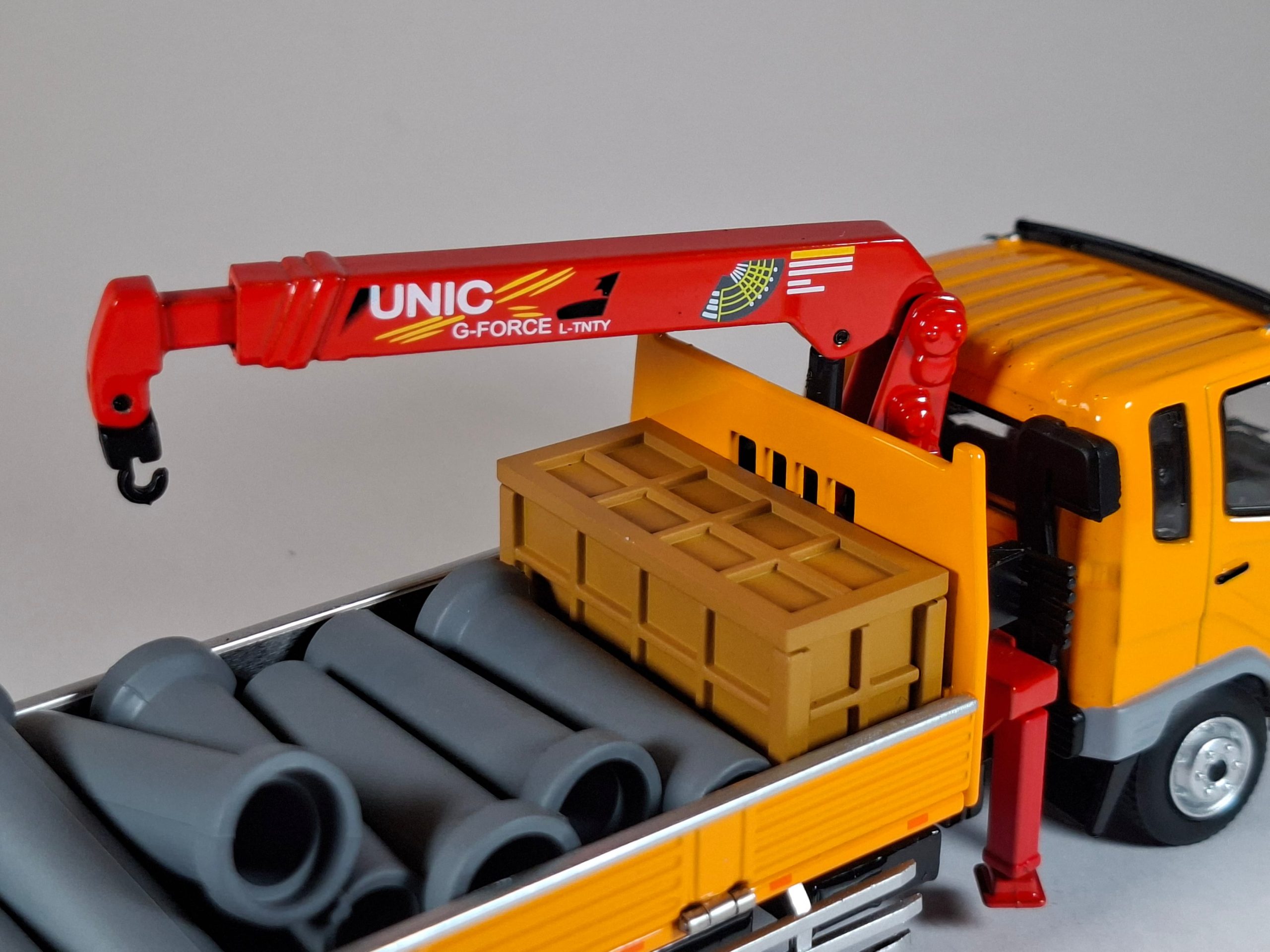 1;64 GCD Mitsubishi Fuso Fighter 4