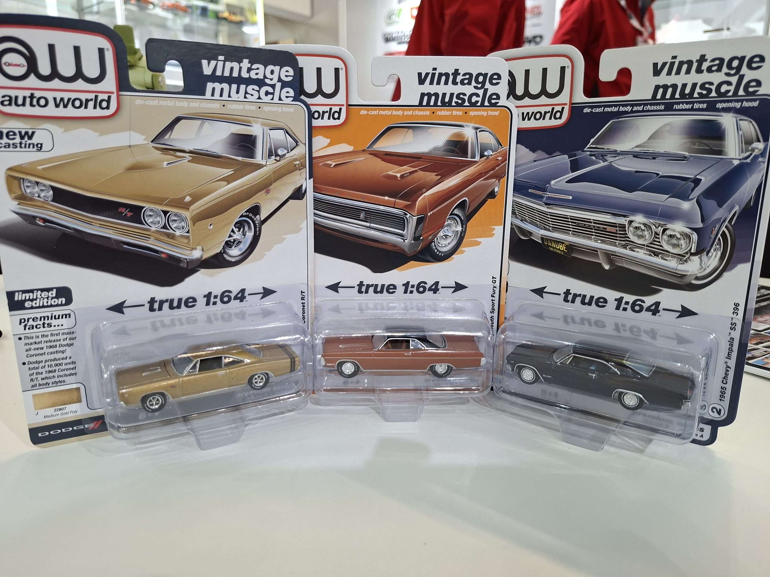 1;64 Auto World Dodge Coronet, Plymouth Fury & Chevrolet Impala 1;64 Auto World Dodge Coronet, Plymouth Fury & Chevrolet Impala