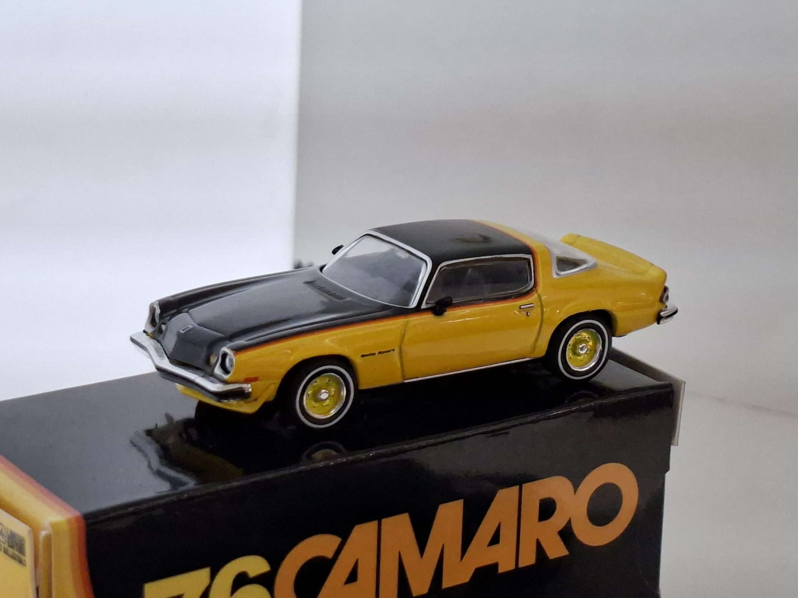 1;64 Ixo Chevrolet Camaro 1 1;64 Ixo Chevrolet Camaro 1