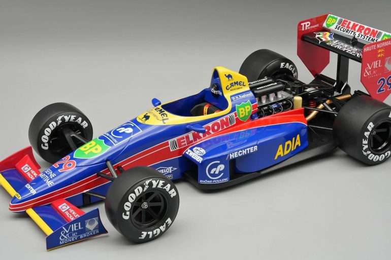 18TM Larousse Lola LC88 88