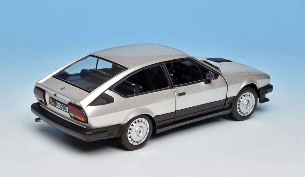 18solido Alfa GTV6 1984 2 18solido Alfa GTV6 1984 2