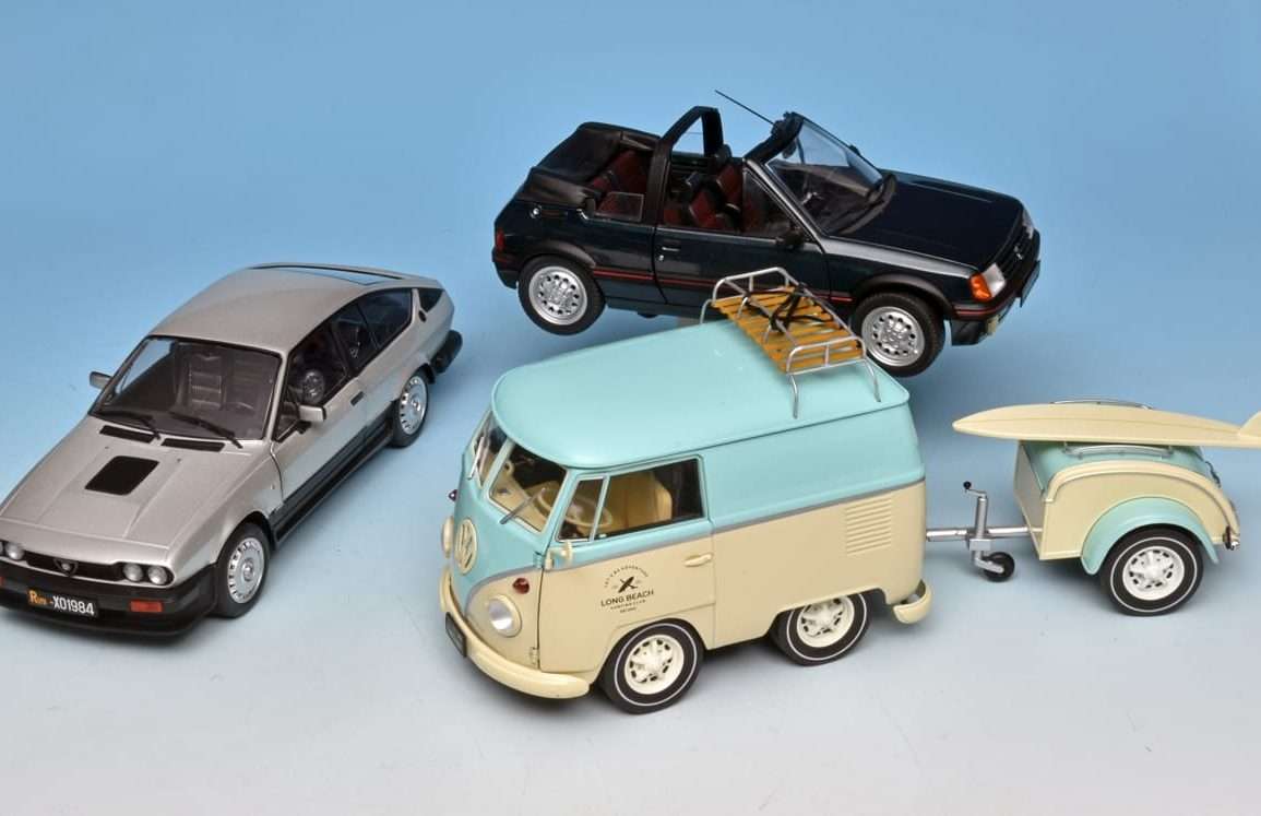 18solido VW Kool Kombi + Alfa GTV6 + Peugeot 205 1.6 CTi cabrio