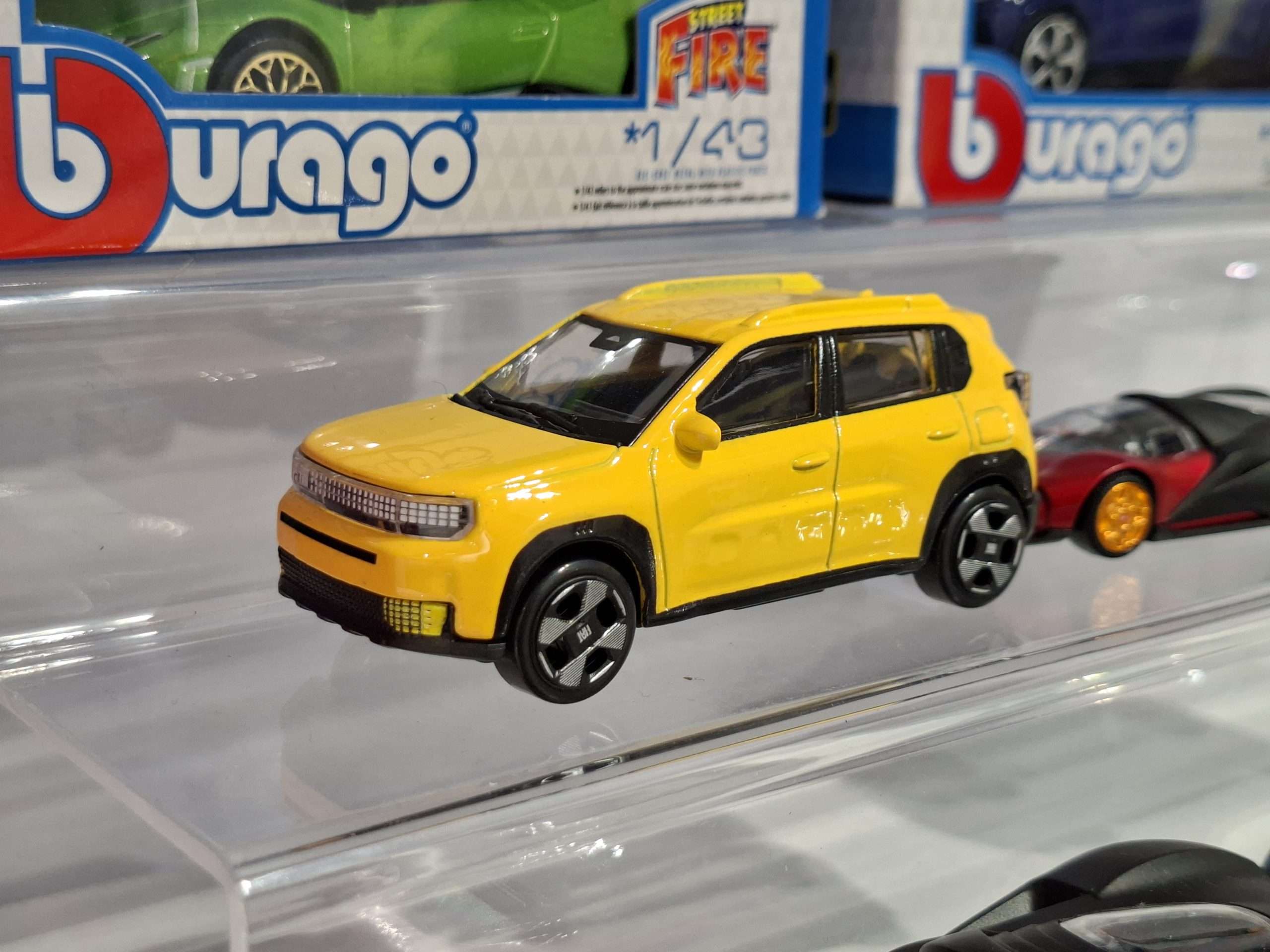 43Bburago FiatGrandePanda 18 30477 (1) 43Bburago FiatGrandePanda 18 30477 (1)
