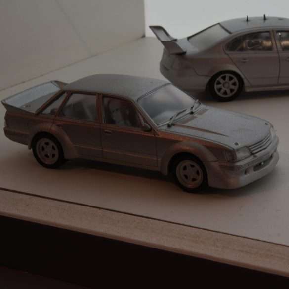 43IXO HoldenCommedore (4)