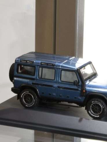 43Schuco Ineos Genadier