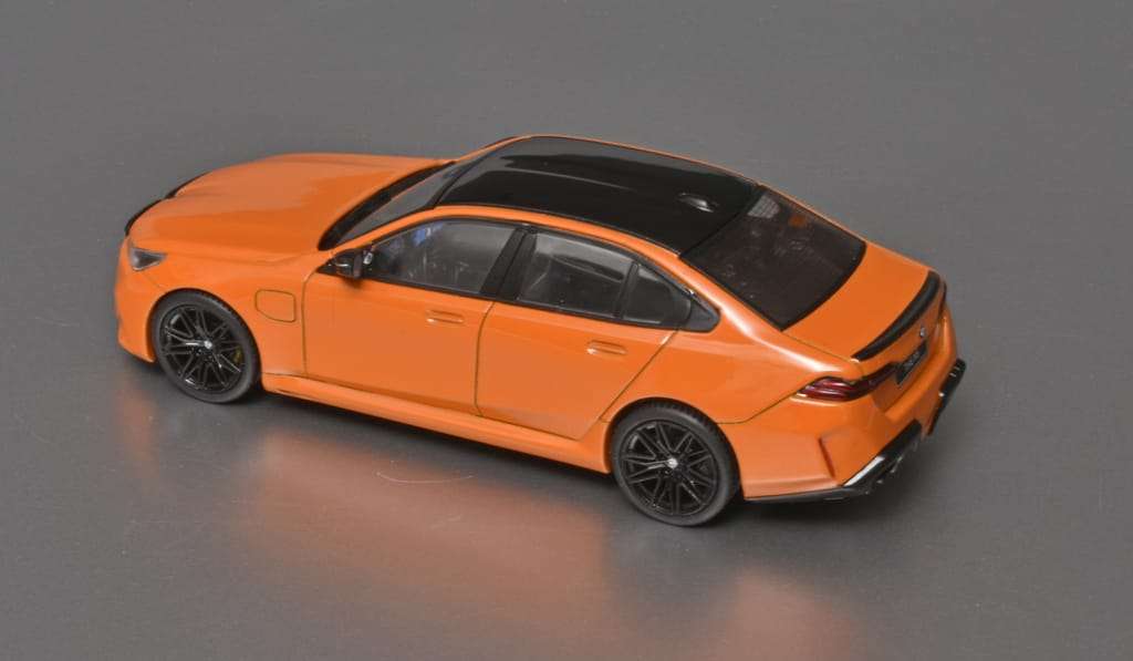 43solido BMW M5 G90 2025 2 43solido BMW M5 G90 2025 2