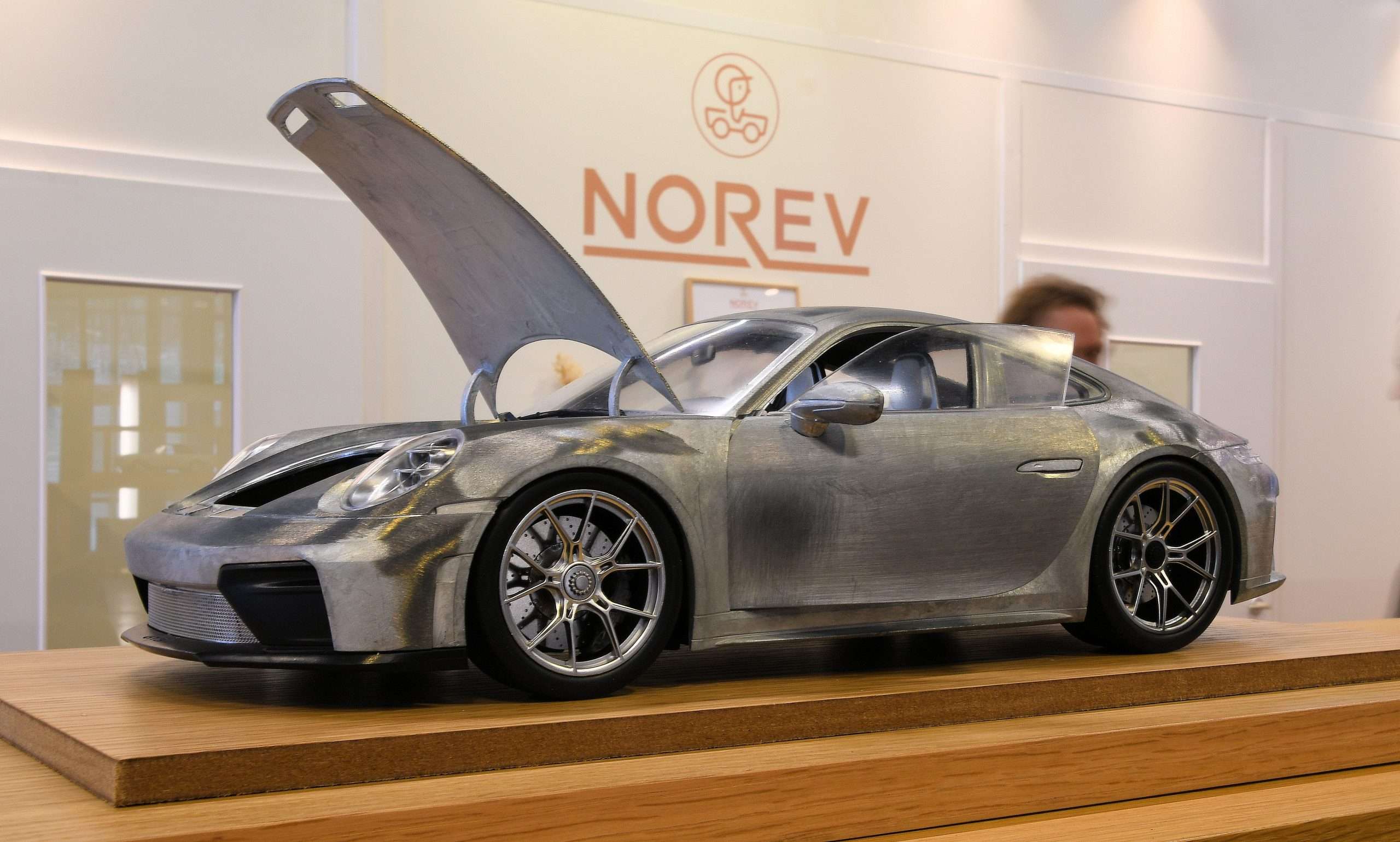 112 Norev Porsche 992 GT3 112 Norev Porsche 992 GT3