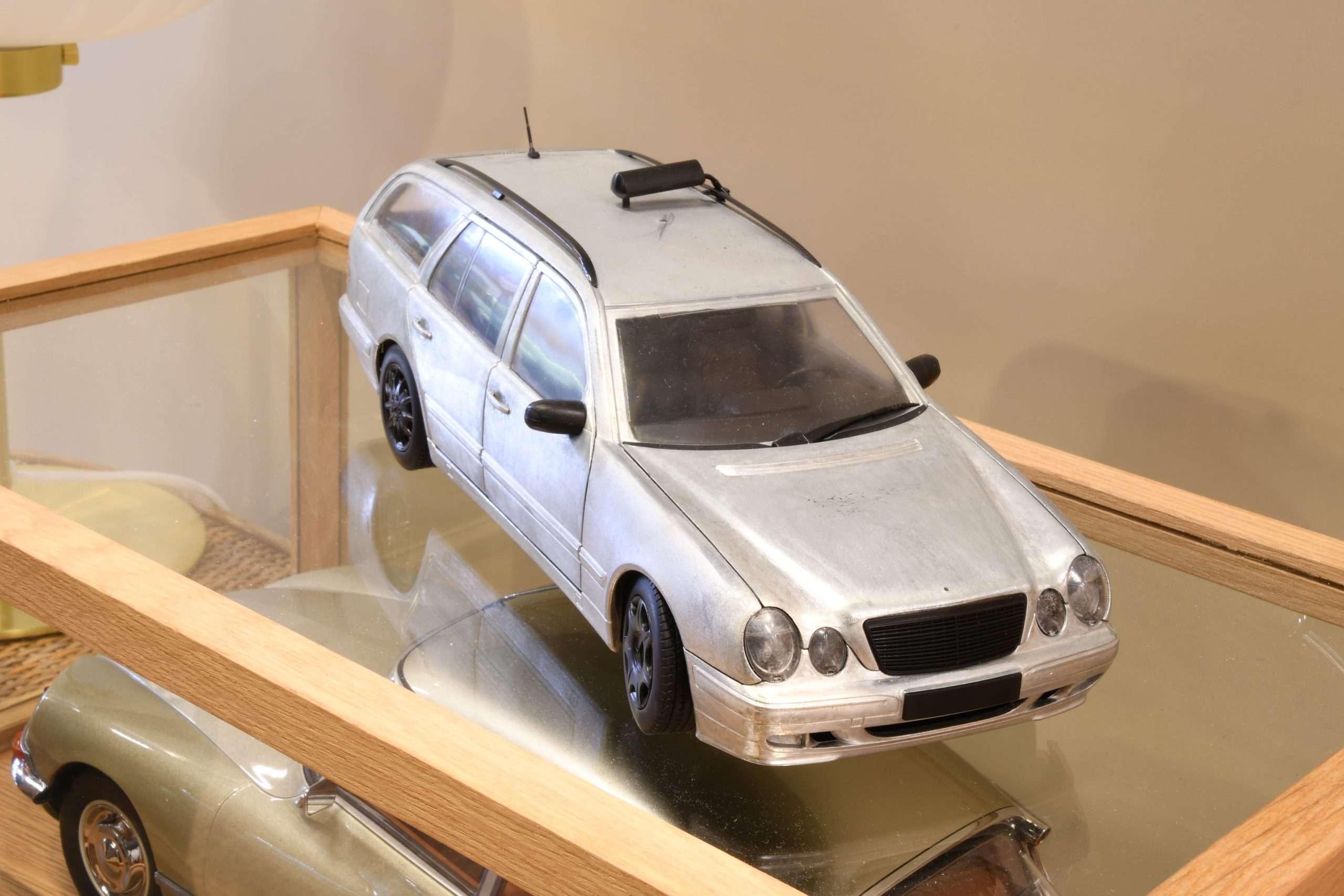 118 Norev Mercedes Benz E klasse combi 118 Norev Mercedes Benz E klasse combi