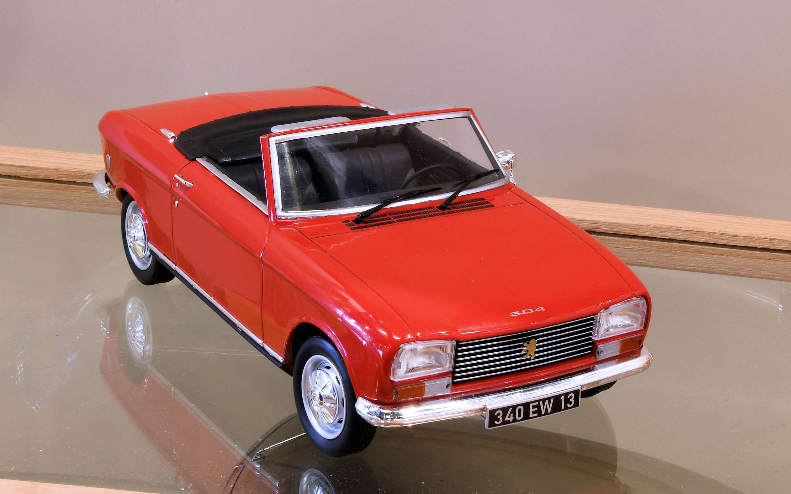 118 Norev Peugeot 304 cabriolet 118 Norev Peugeot 304 cabriolet