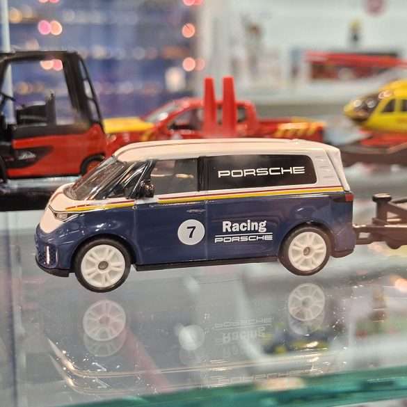 1;55 SIKU Volkswagen ID.Buzz & Porsche 911 GT3 RS 3