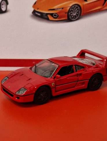 1;64 Maisto Ferrari F40 1