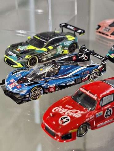 1;64 Spark Alpine A424