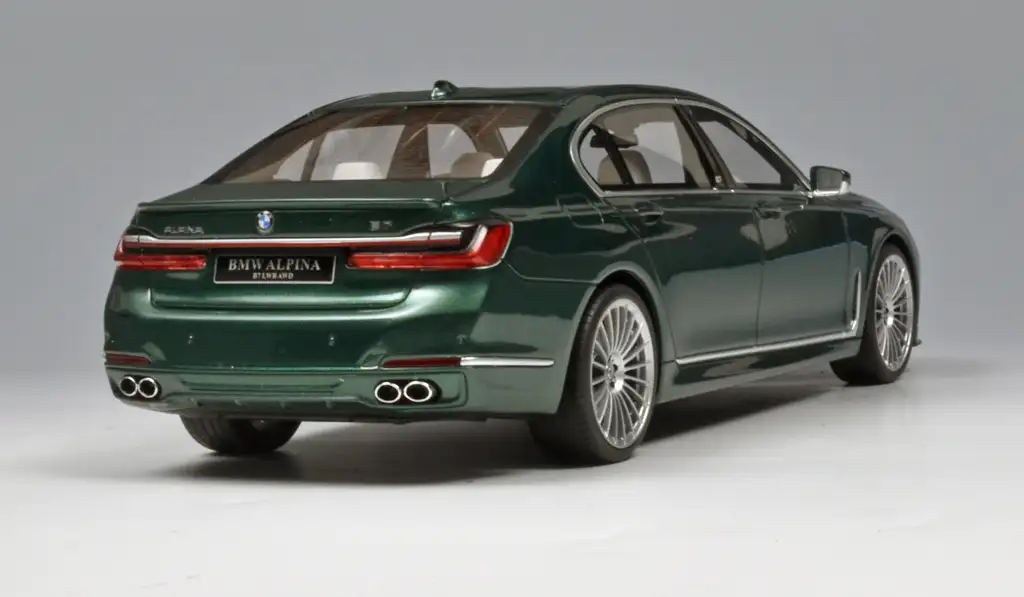 18GTs BMW Alpina B7 2022 2