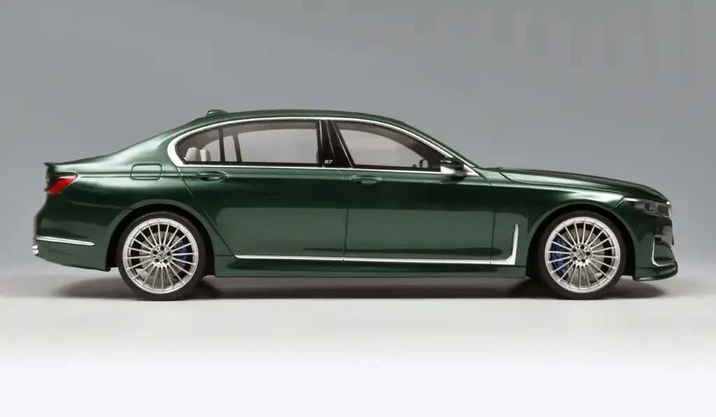 18GTs BMW Alpina B7 2022 3
